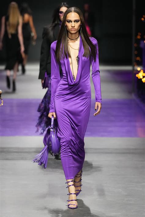 versace primavera 2023|versace dresses 2023.